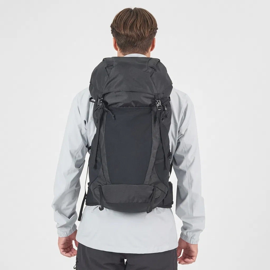Sac à Dos Randonnée 35L — Léger 700g, Imperméable, Confortable toute la journée | Homme & Femme